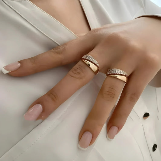 Eloise: un anillo de brillo atemporal
