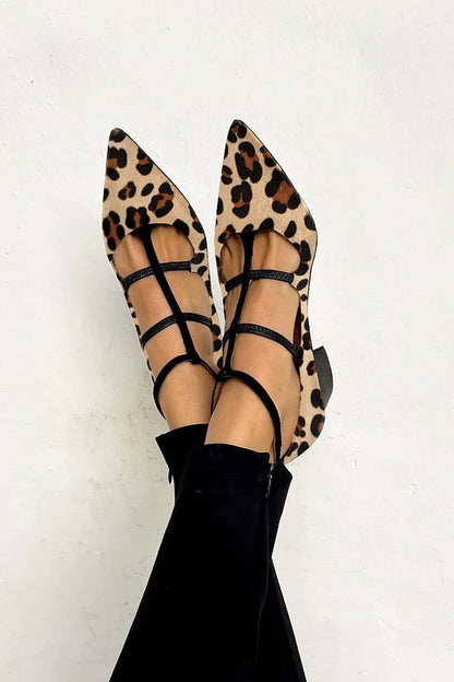 Brisa | Zapatos de tacón con correa de leopardo
