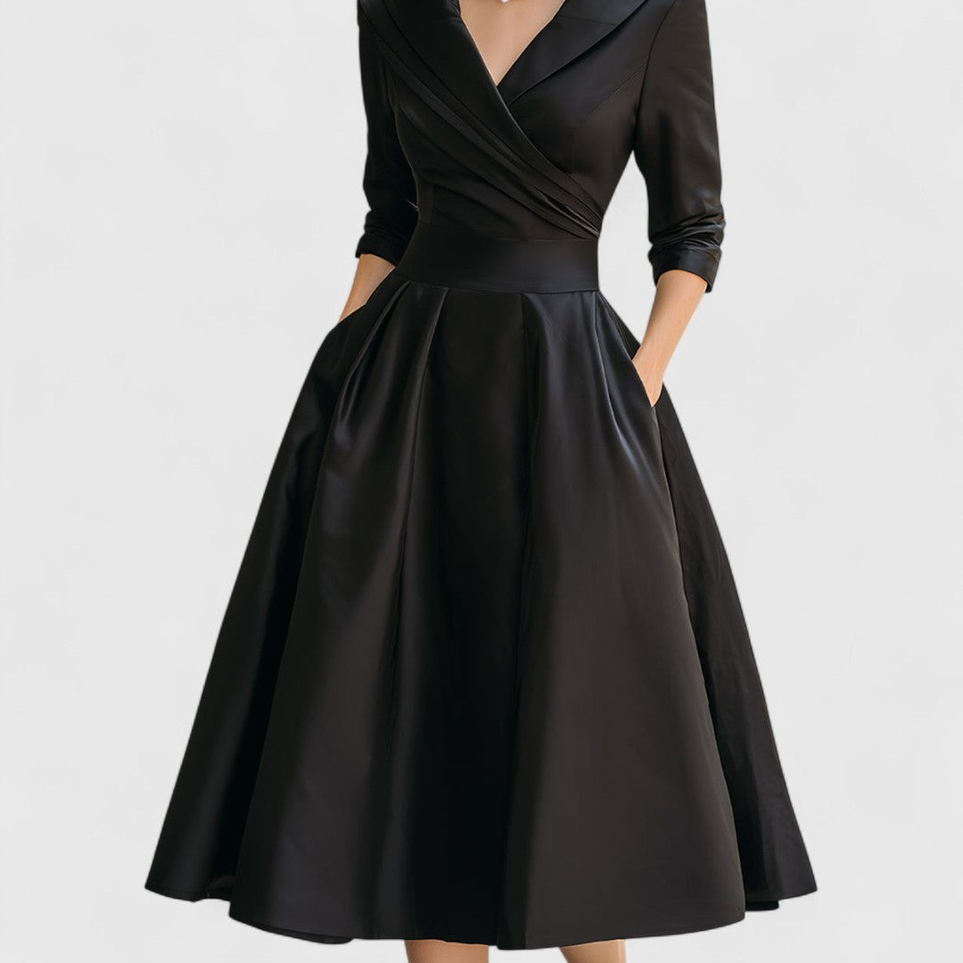 Rosalía | Elegante vestido con un sutil brillo.