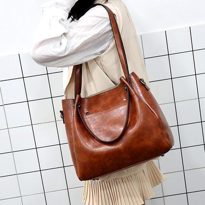 Claudia | Elegante conjunto de piel
