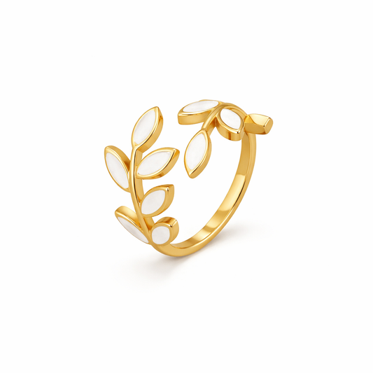 Anillo con hoja dorada