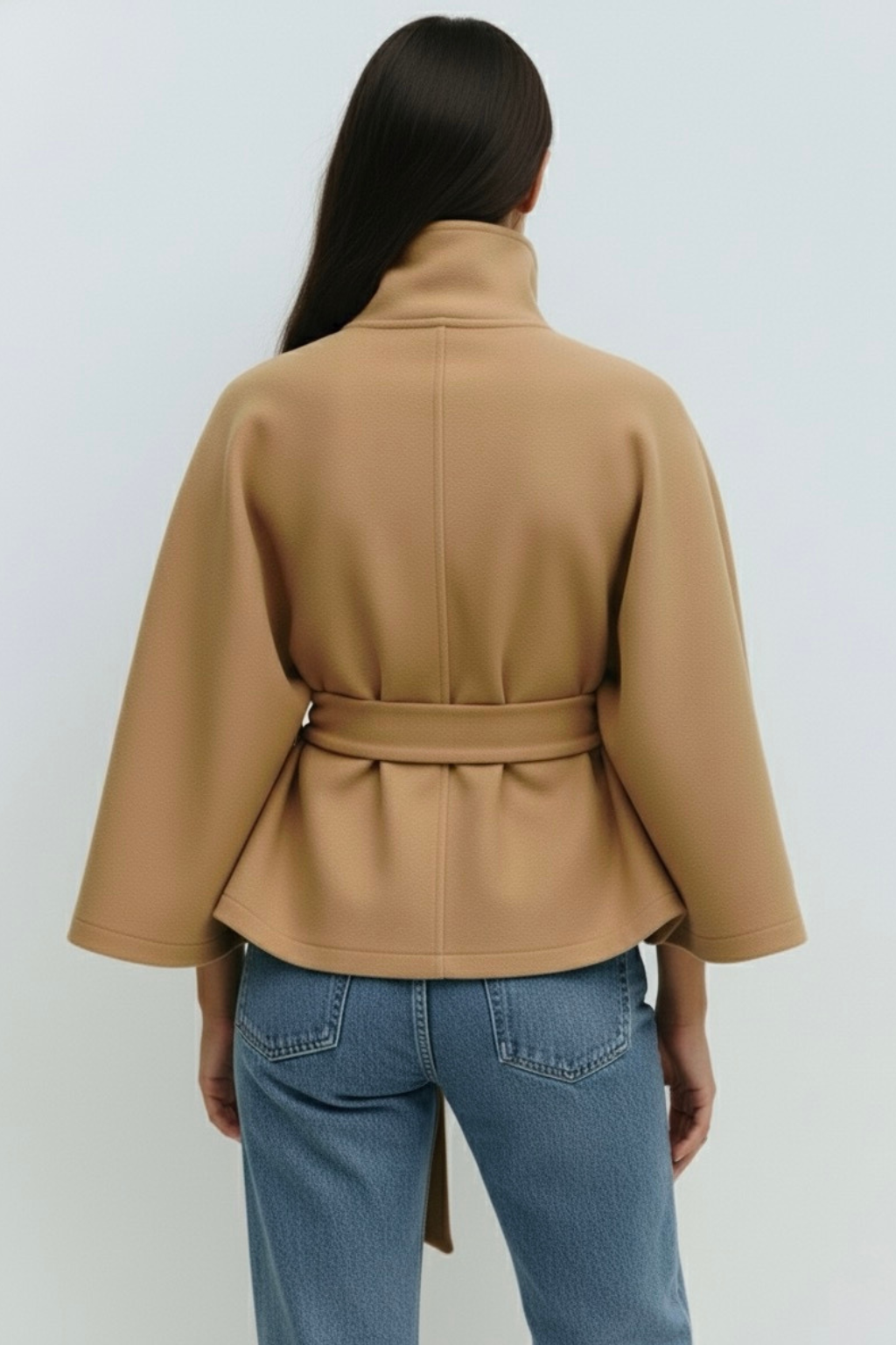 Chloe | Chaqueta cuello alto y cinturón