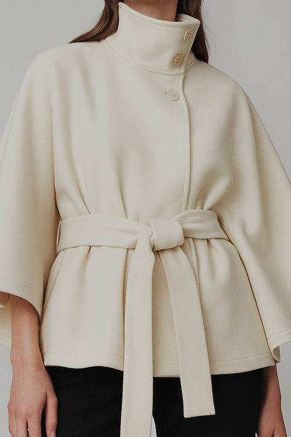 Chloe | Chaqueta cuello alto y cinturón