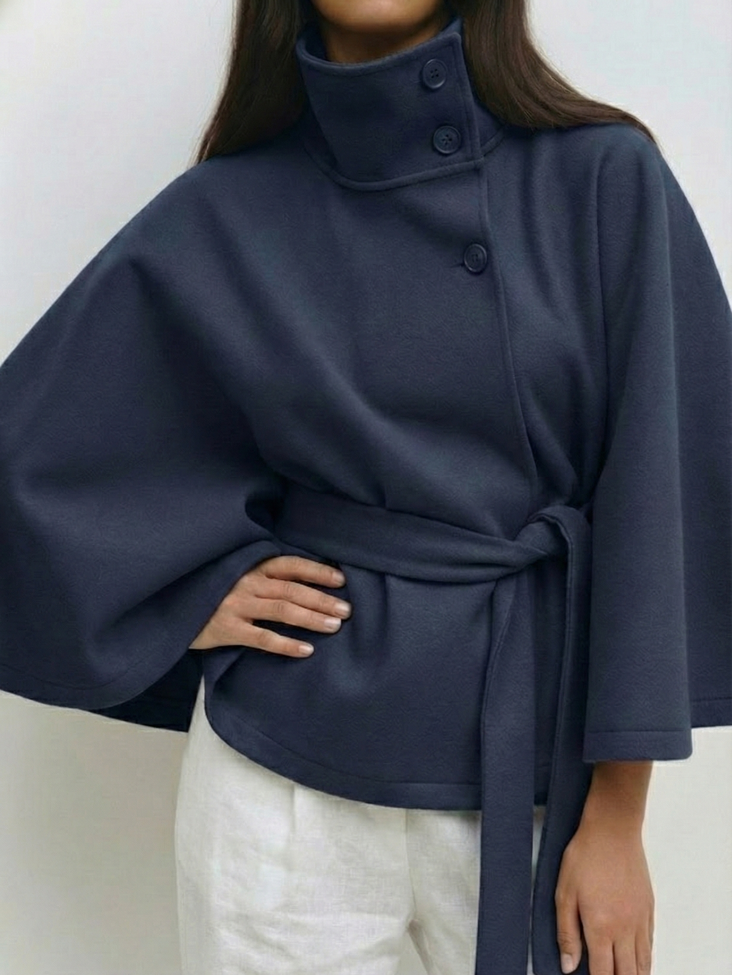 Chloe | Chaqueta cuello alto y cinturón