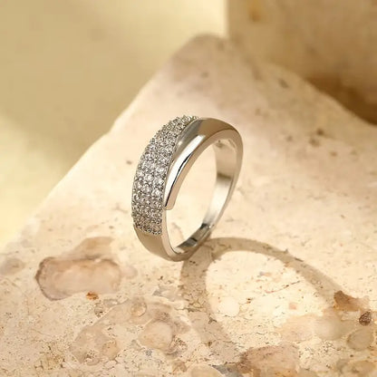 Eloise: un anillo de brillo atemporal