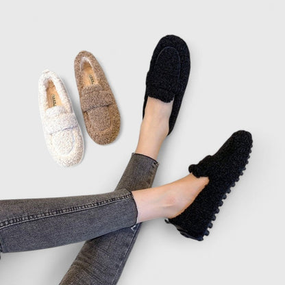 Zapatillas de Casa Elegantes y Cálidas