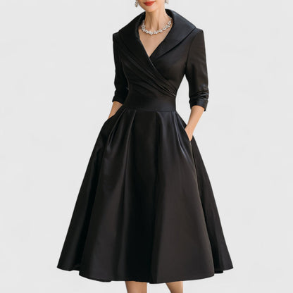 Rosalía | Elegante vestido con un sutil brillo.
