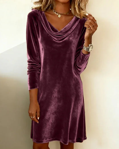 Alicia | Vestido acampanado de terciopelo