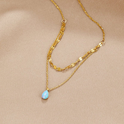 Collar en capas con una gota de ópalo azul