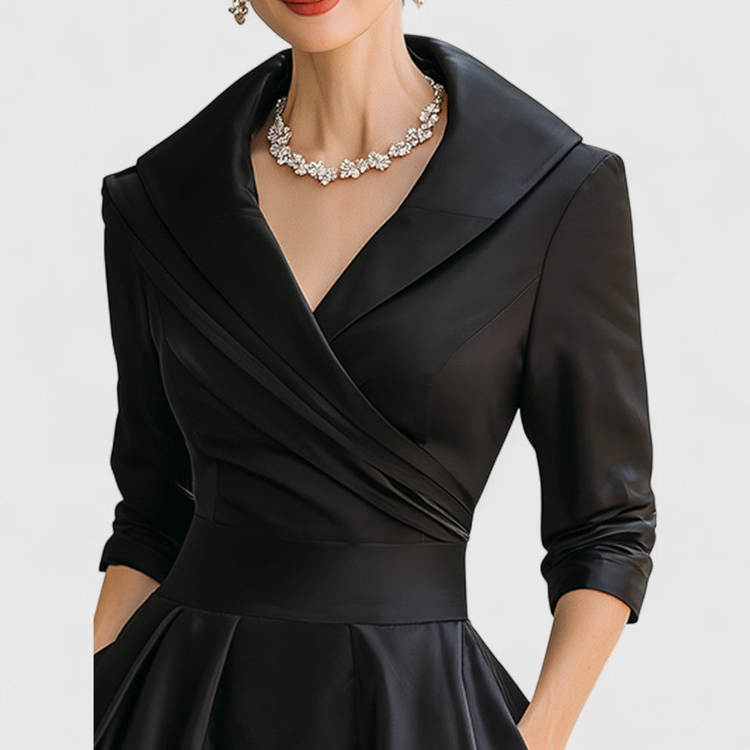 Rosalía | Elegante vestido con un sutil brillo.