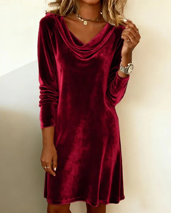 Alicia | Vestido acampanado de terciopelo
