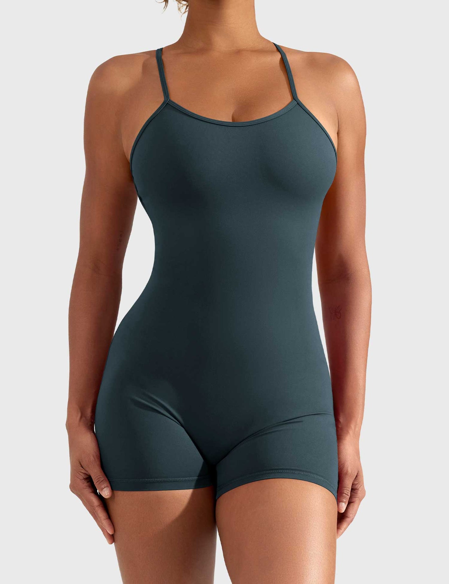 Victoria Fitness | Mono con espalda en V