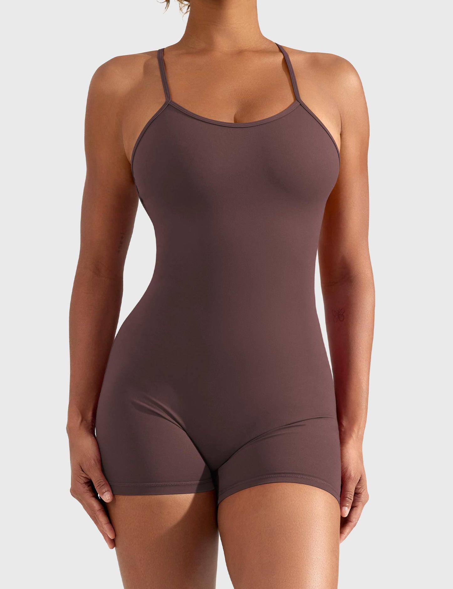 Victoria Fitness | Mono con espalda en V