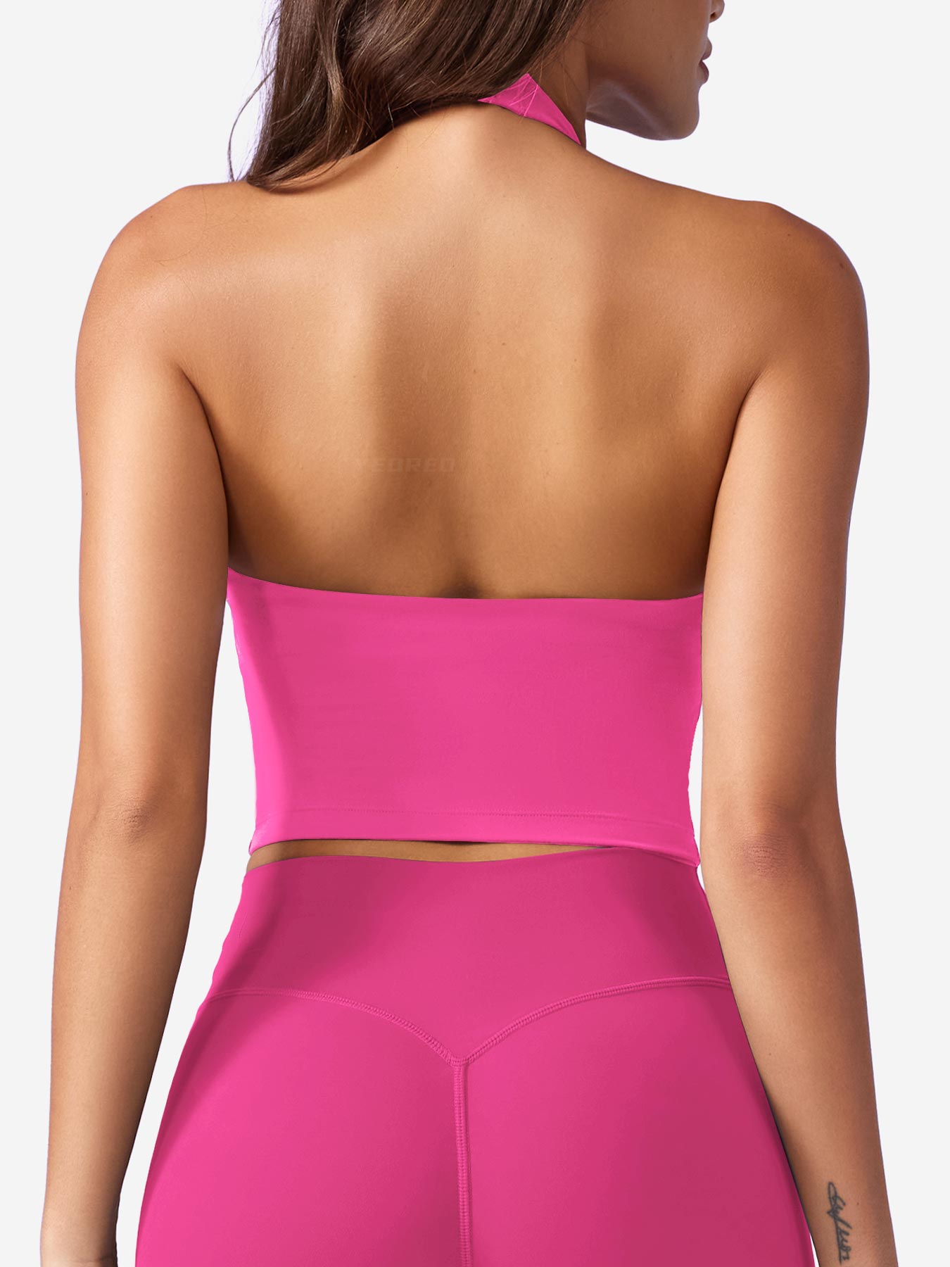 Victoria Fitness | Camiseta deportiva con cuello