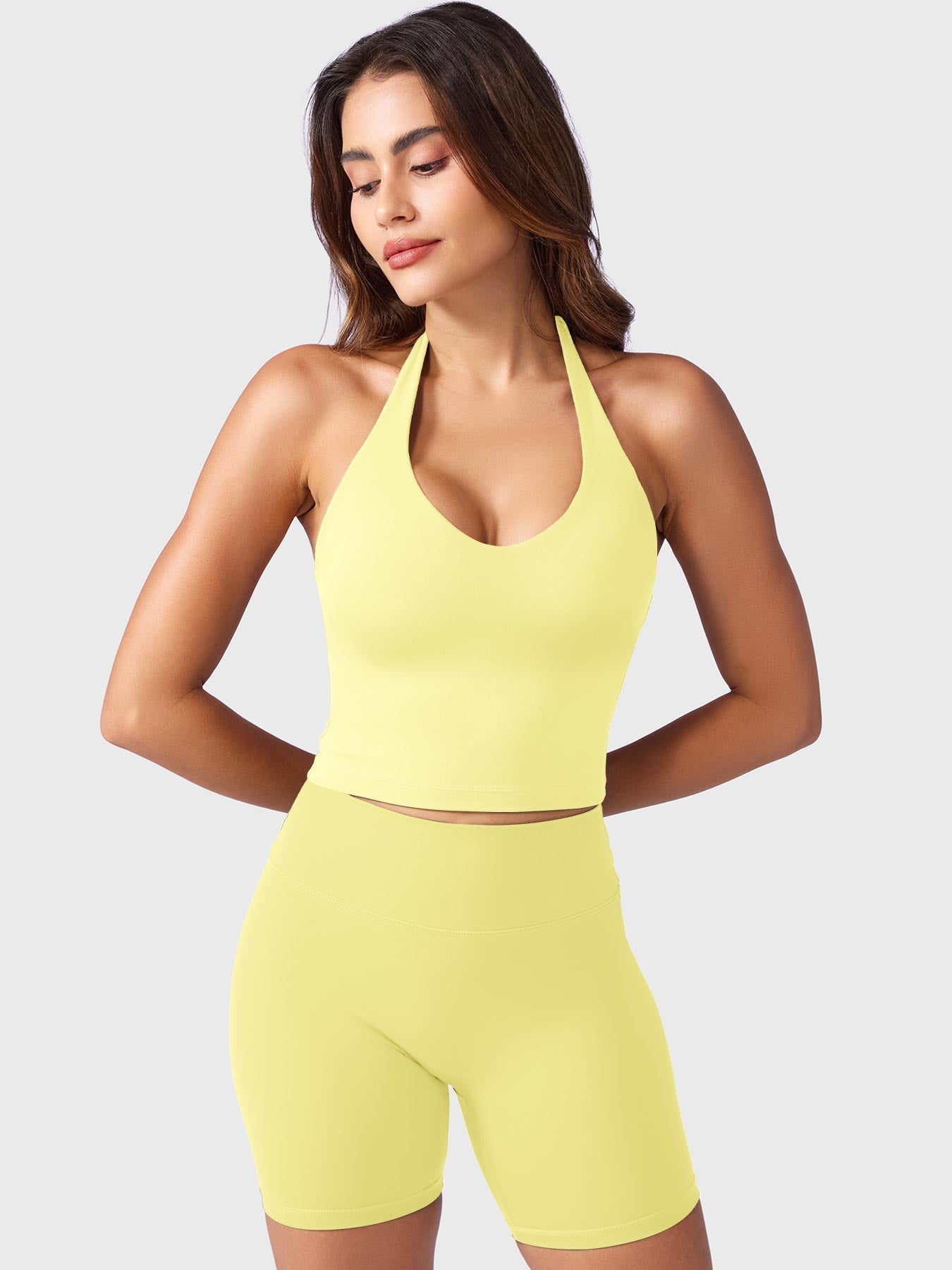 Victoria Fitness | Camiseta deportiva con cuello
