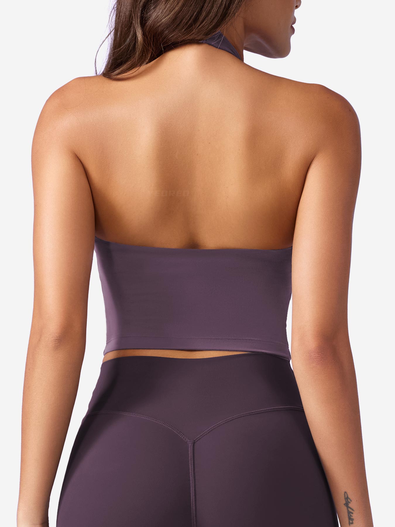 Victoria Fitness | Camiseta deportiva con cuello