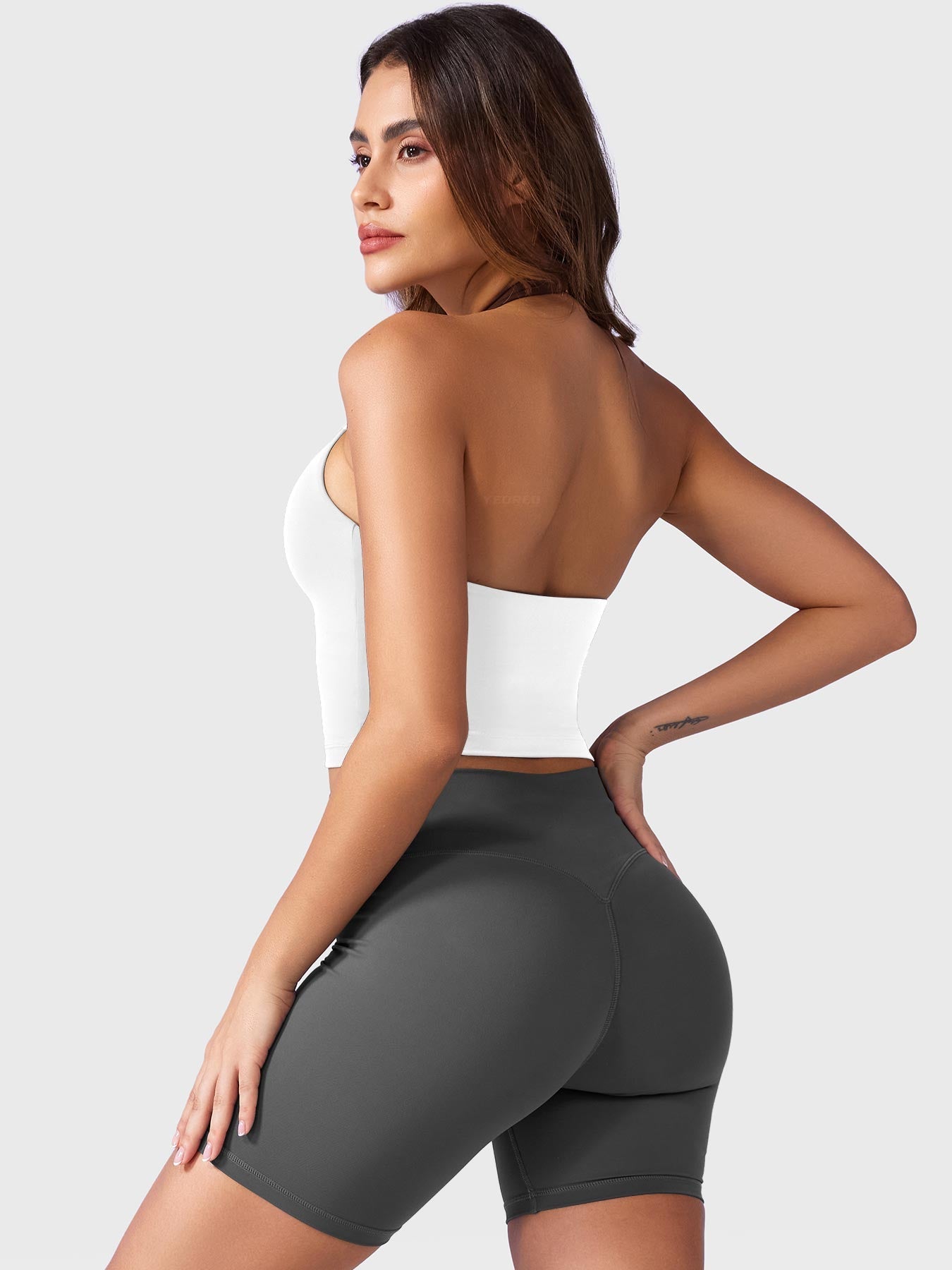 Victoria Fitness | Camiseta deportiva con cuello