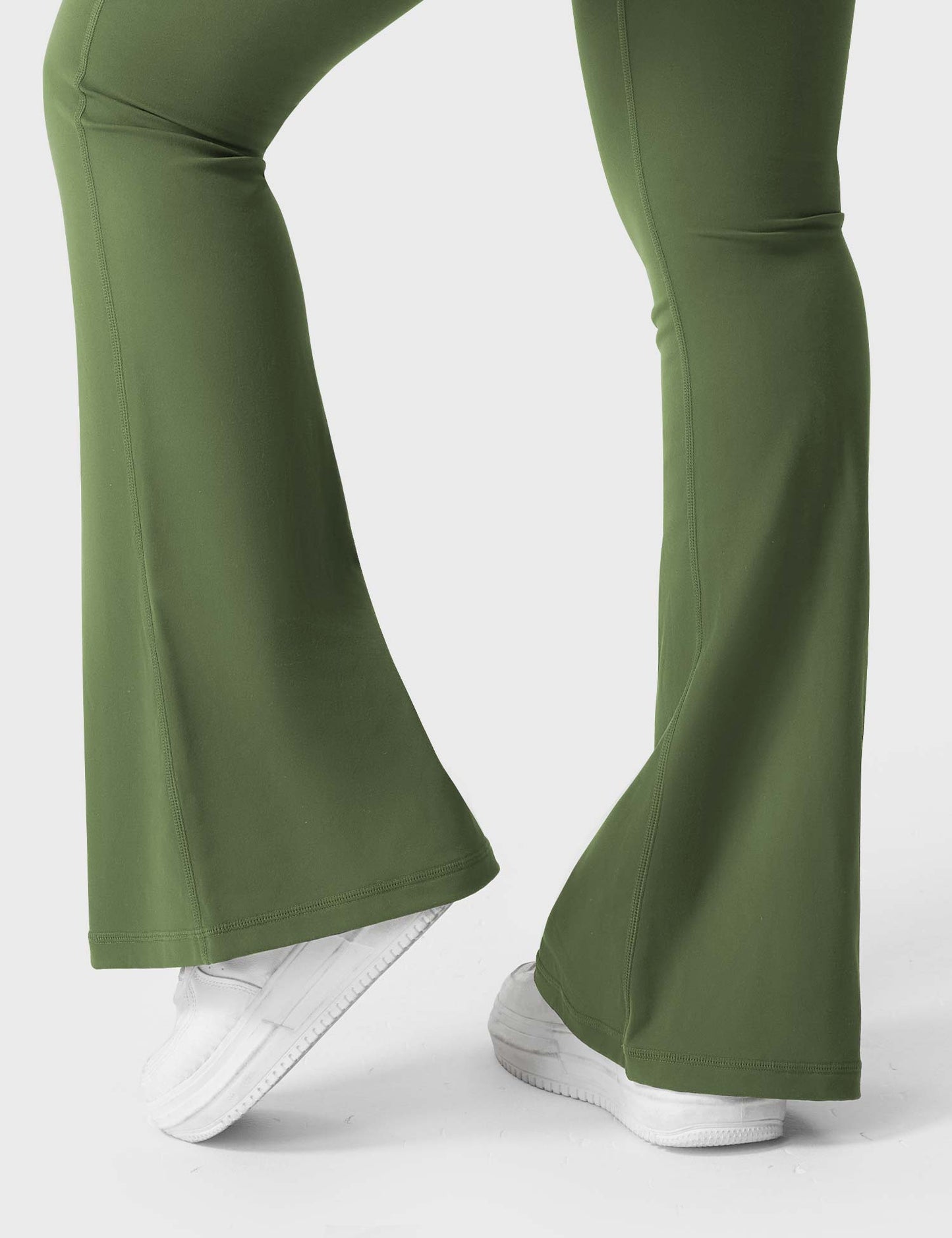 Victoria Fitness | Leggings acampanados con bolsillos