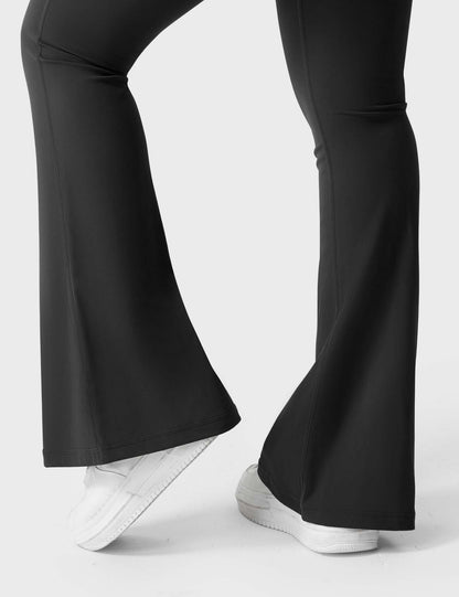 Victoria Fitness | Leggings acampanados con bolsillos