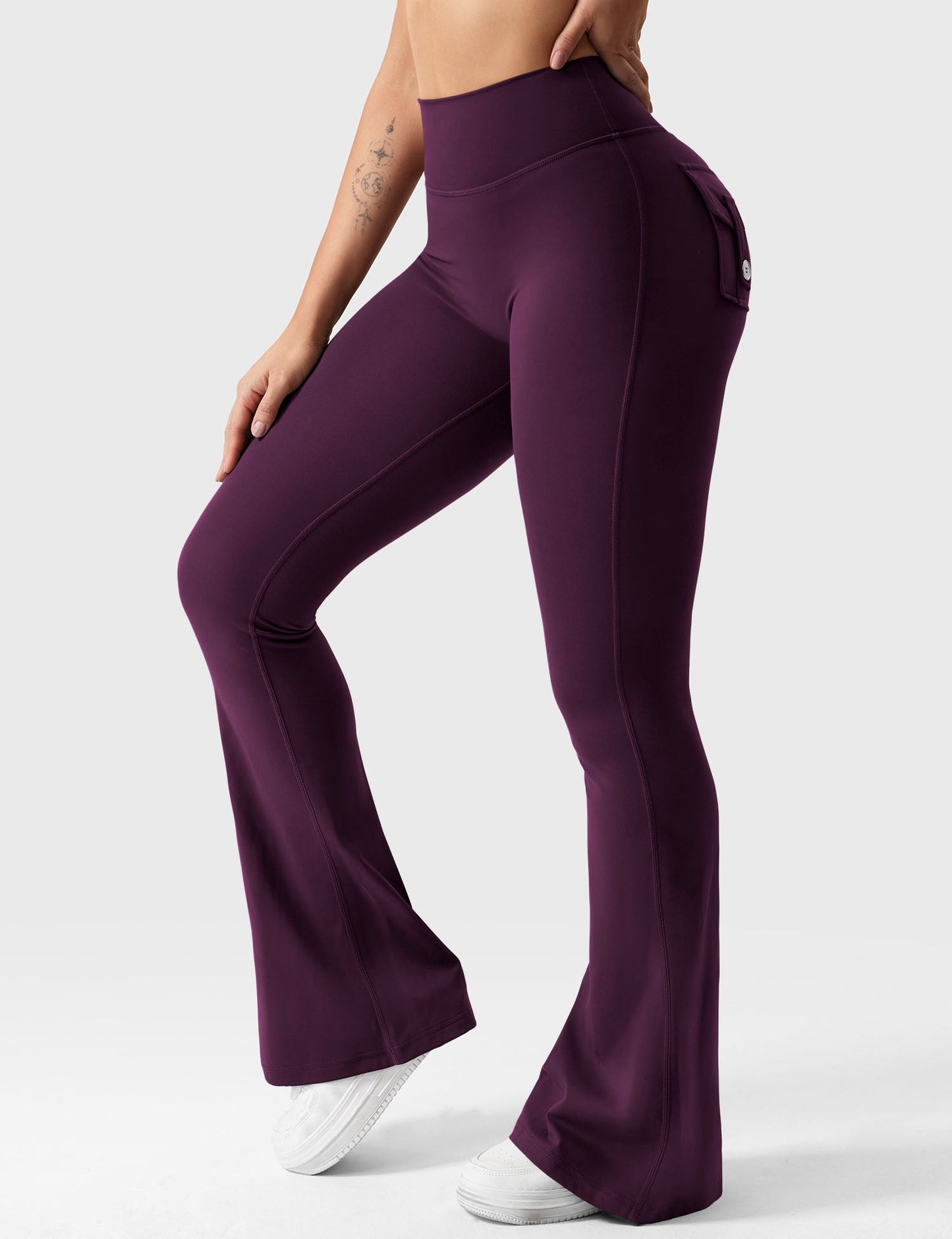 Victoria Fitness | Leggings acampanados con bolsillos