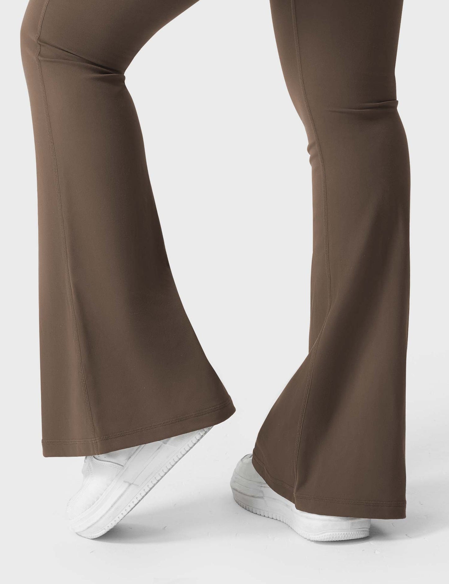 Victoria Fitness | Leggings acampanados con bolsillos