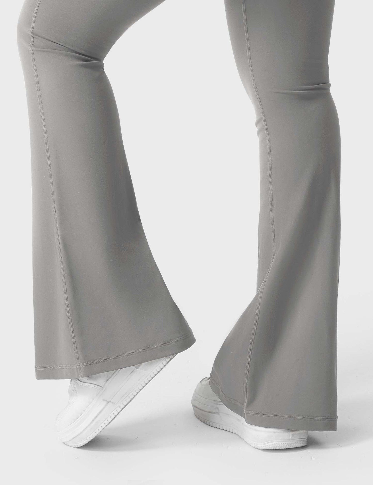 Victoria Fitness | Leggings acampanados con bolsillos